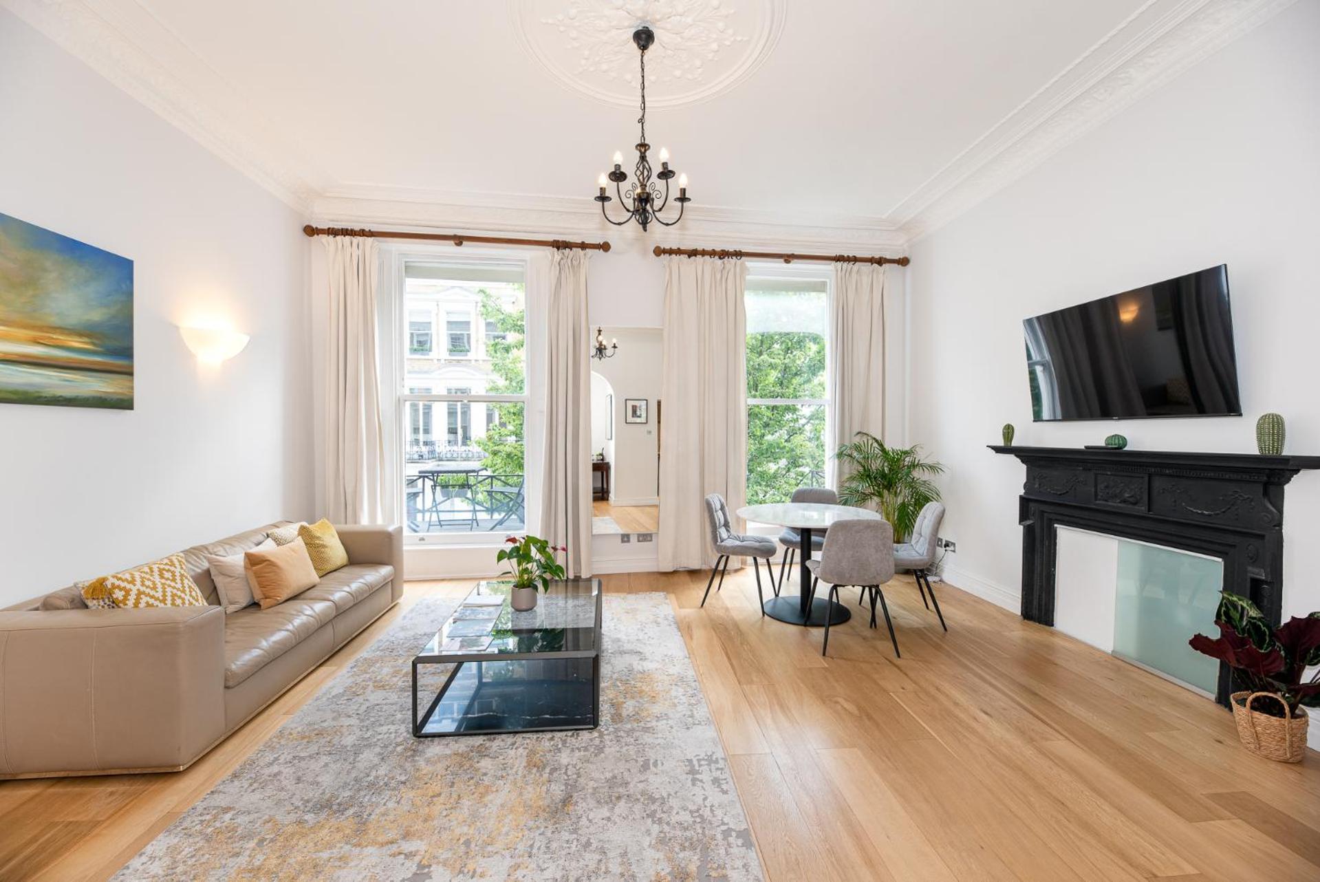 2-Bedroom Victorian Apartment In Kensington 伦敦 外观 照片